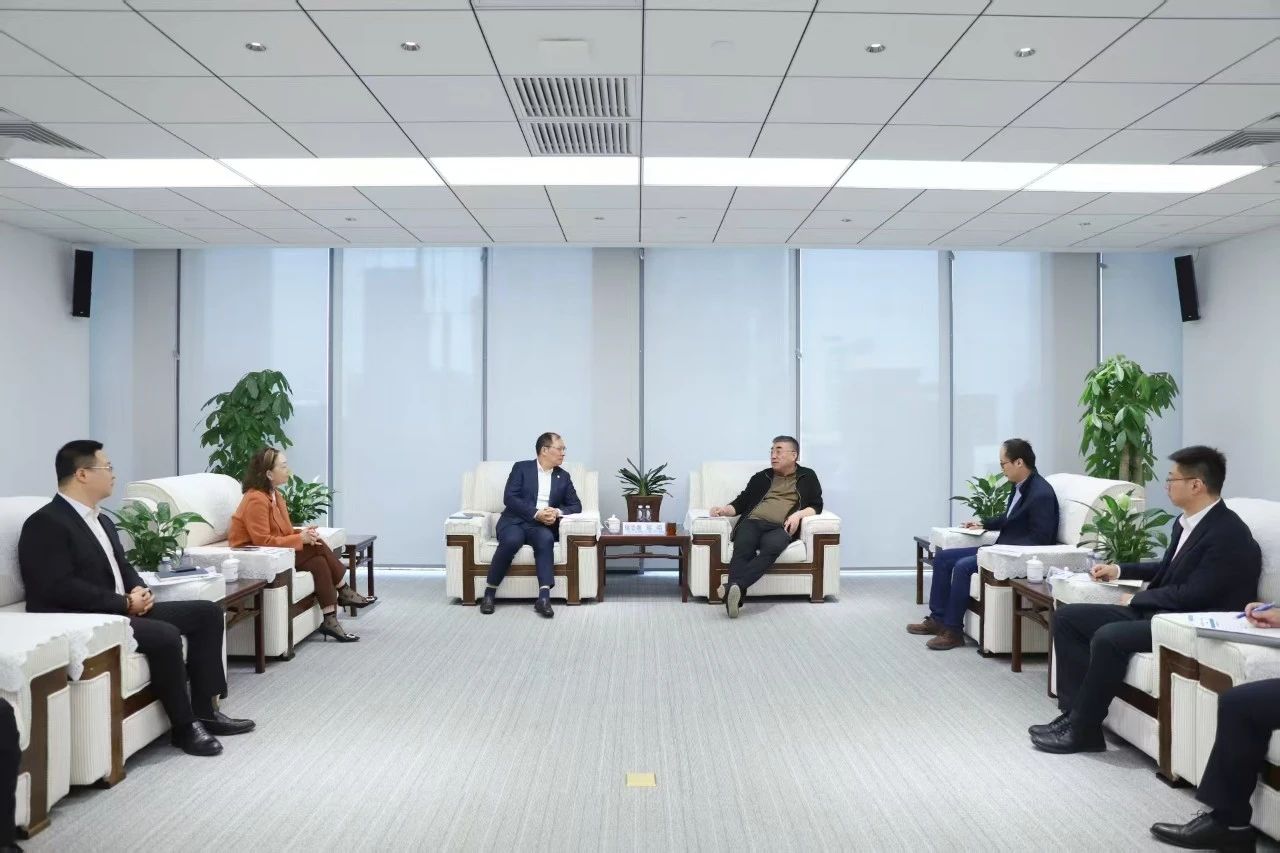 1744018773653748.jpg 4124f30608cf3c6309b0abb236ff4582.jpg